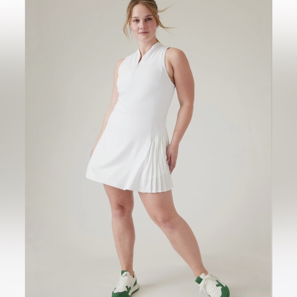 Athleta Advantage White Athletic Dress Size XL